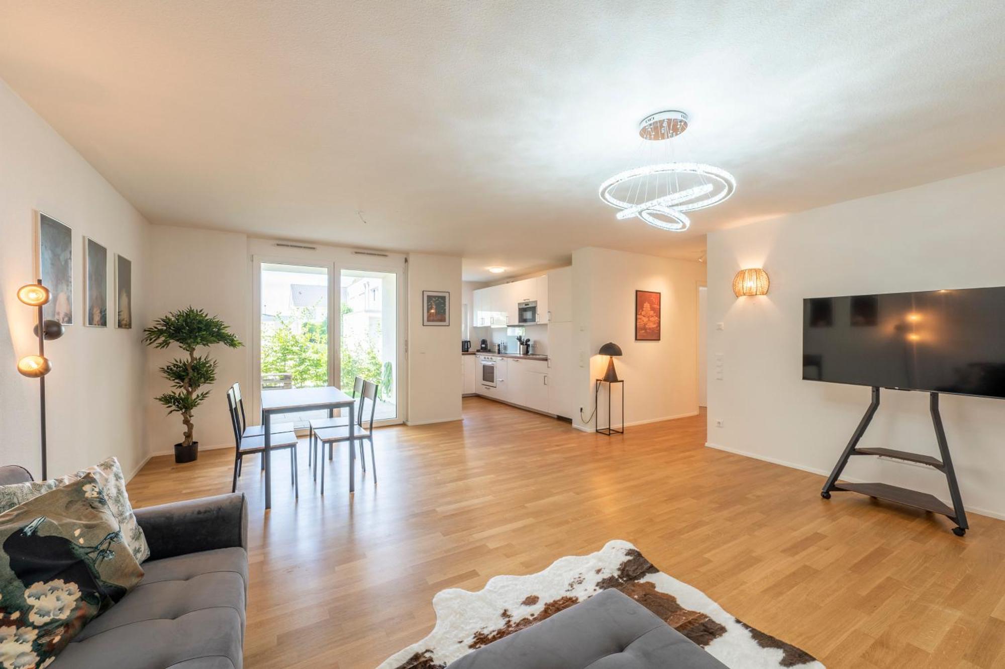 Exquis 2Br Luxus Apartment Tao I Parken I Netflix I Garten I Familienfreundlich I Holzgerlingen Eksteriør bilde