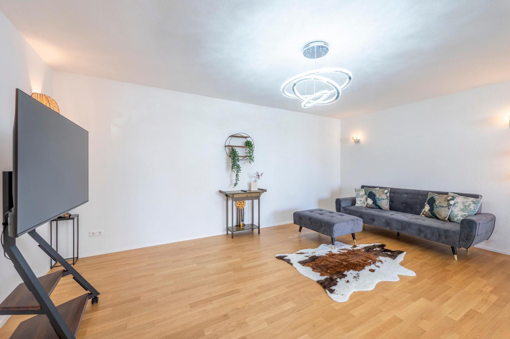 Exquis 2Br Luxus Apartment Tao I Parken I Netflix I Garten I Familienfreundlich I Holzgerlingen Eksteriør bilde